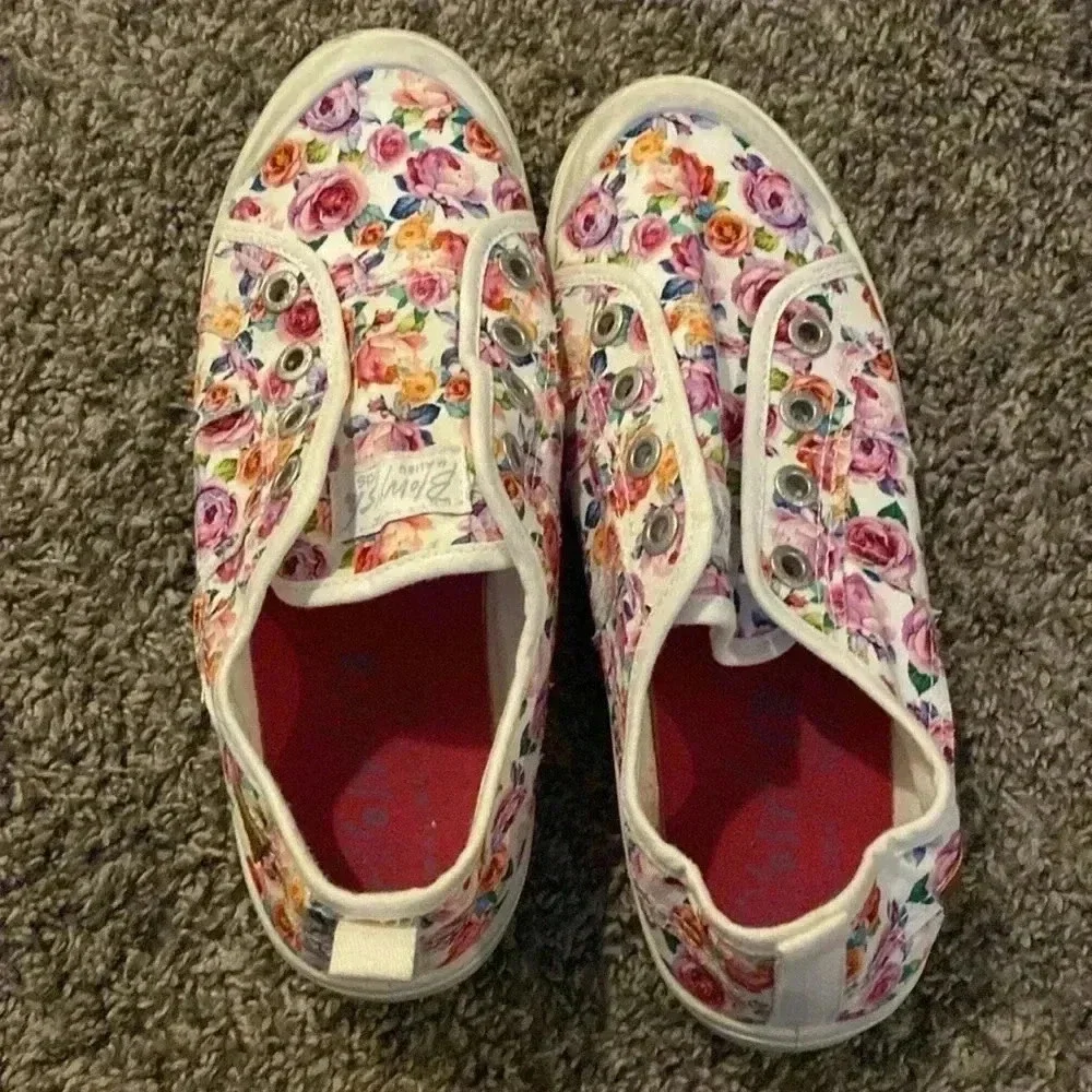 Blowfish floral slip on sneaker - kids size 5 - no laces- great condition - Picture 7 of 8